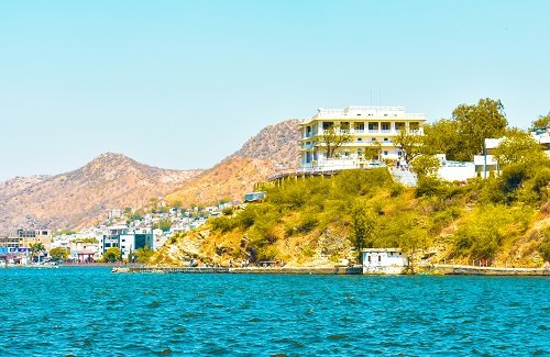 delhi to ajmer cabs